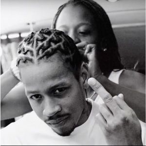 Meet your Posher, Noel